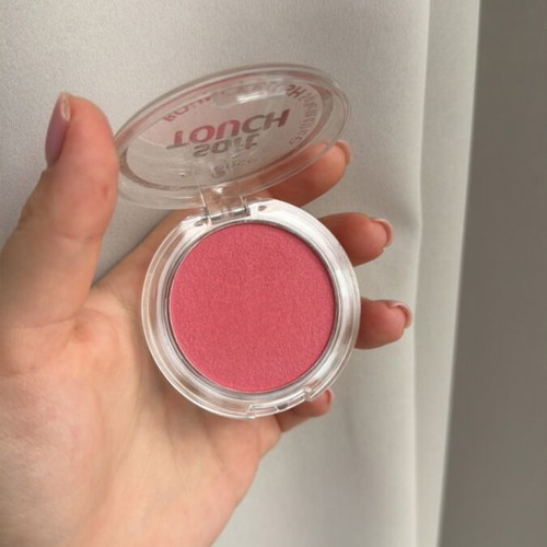 Essence bouncy blush used like new, 10 antique bloom