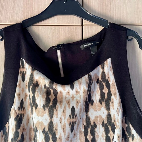 Mango dress size M like new knee-length beige