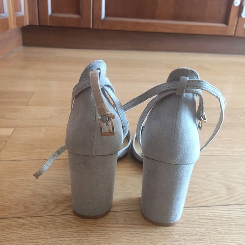 Gray pumps like new, size 41