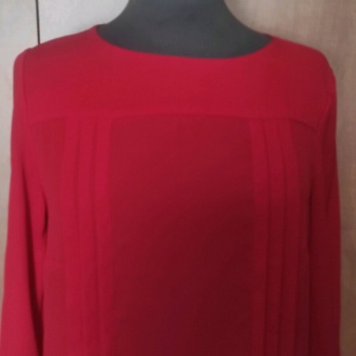 SLN women's blouse red with pintuck details like new