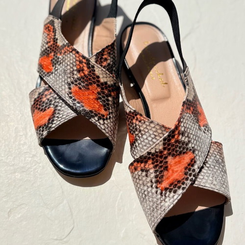Perlapura leather sandals like new, black, size 40