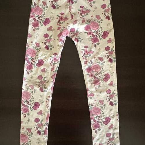 Children's floral leggings 6-7 years cotton like new