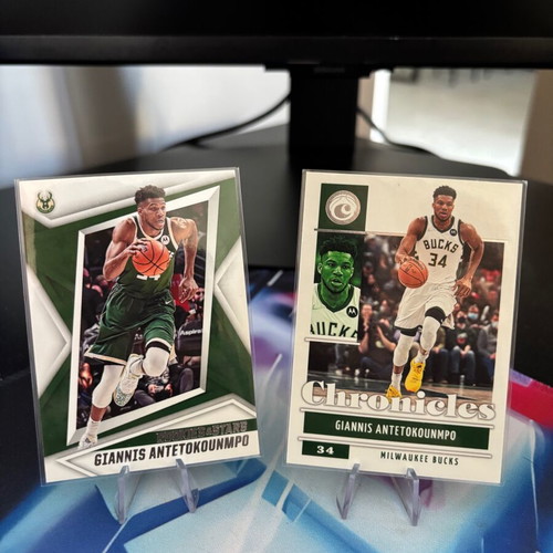 Giannis Antetokoumpo card lot, like new, Milwaukee Bucks