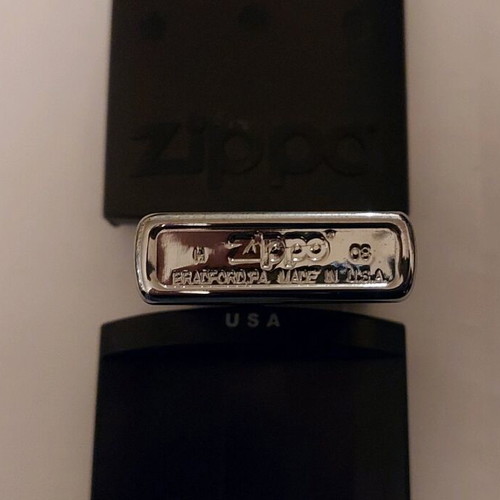 Zippo 250 Hunter Lighter new, High Polish Chrome finish