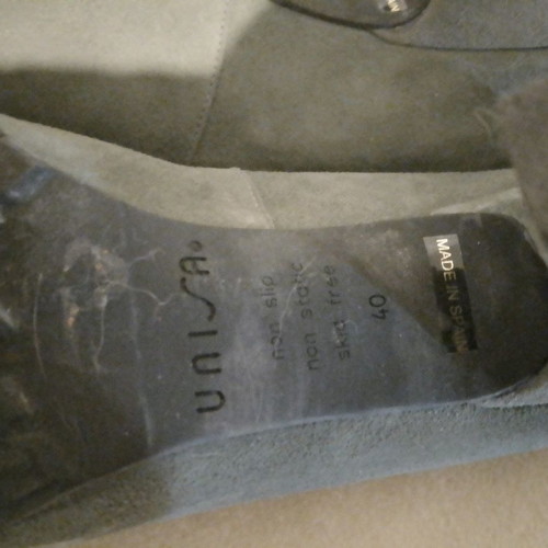 Unisa gray pumps used, anatomical, size 40
