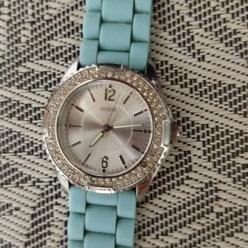 Guess women's watch like new, stainless steel case with crystals