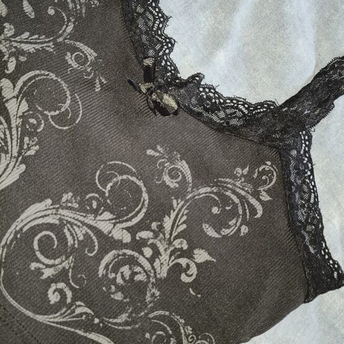 Grunge crop top with lace trimming, new, size M