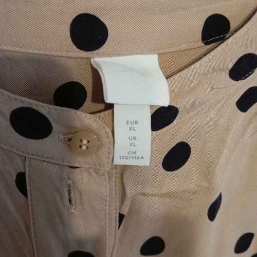 Φόρεμα H&M oversized XL σαν καινούργιο, με balloon μανίκια, μαύρο και μπεζ