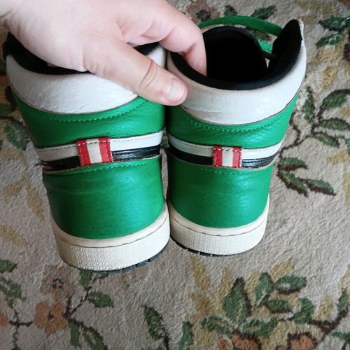 Jordan 1 High Lucky Green sneakers used size 41