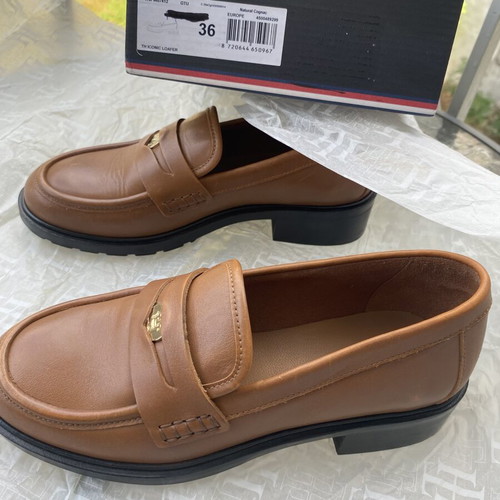 Tommy Hilfiger brown boots new, size 36