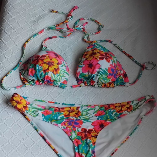 Super bikini like new, colorful, size L