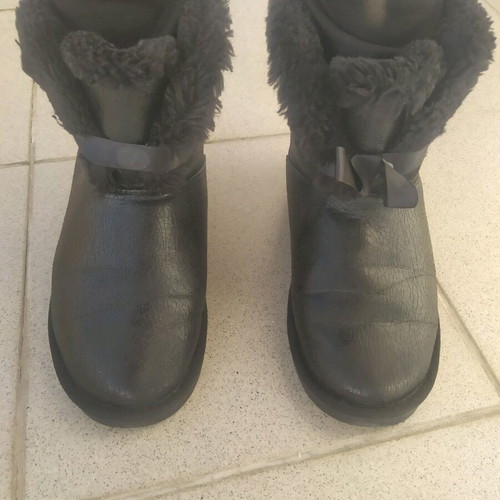B+W black snow boots used with fur lining, size 37.5-38