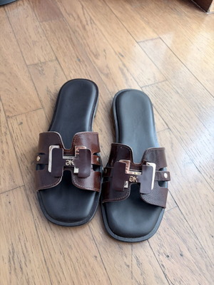 Gianna Kazakou leather slippers dark brown, like new, size 38