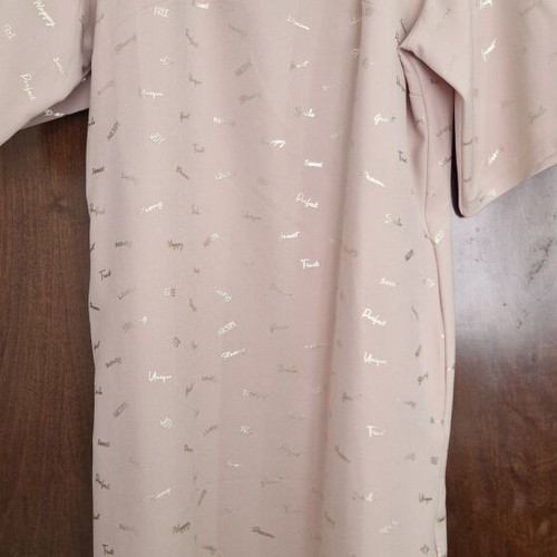 Bodyform beige dress with golden accents and pockets like new