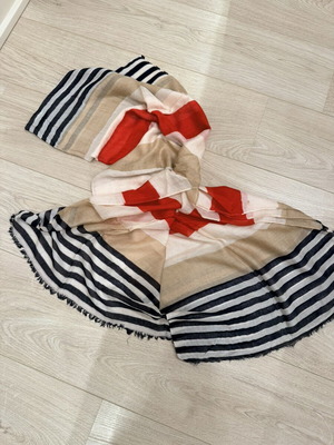 Zara Pareo Scarf new, colorful fabric