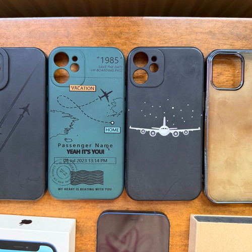 iPhone 12 mini 128GB μπλε μεταχειρισμένο με 4 tempered glass και 4 θήκες