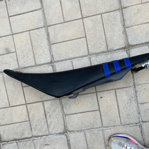 Blackbird Racing Seat for Yamaha YZ 125/250 2002-2021 like new