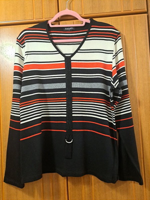 Vintage striped blouse like new, black with white and red stripes