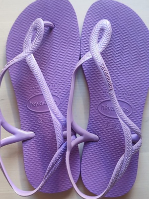 Havaianas Luna σαγιονάρες σαν καινούργιο, μέγεθος 37, μωβ