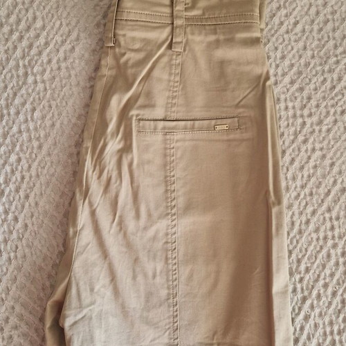 Bsb shorts like new, size S-M, beige