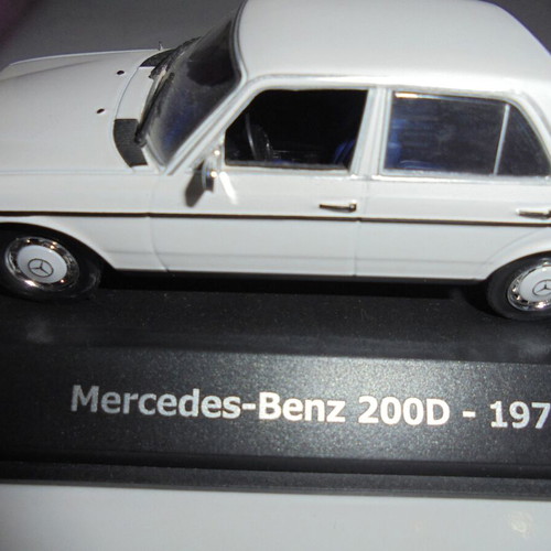 Mercedes-Benz 200D 1976 1:43 white miniature car new