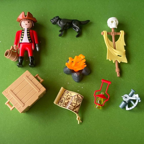 Playmobil Pirate Skeleton like new
