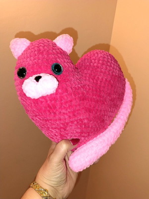 Crochet heart cat new handmade