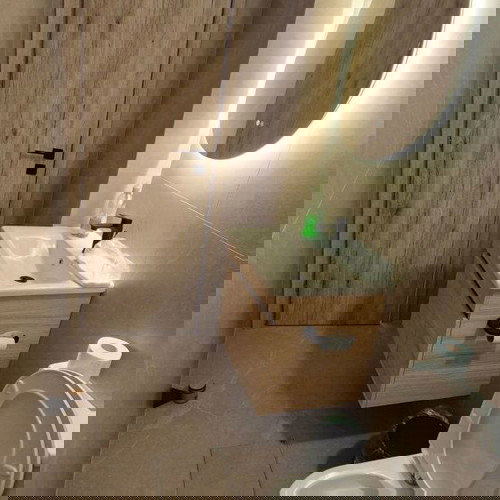 Επαγγελματικός χώρος 160 τ.μ. στη Λυκόβρυση με μεγάλη αυλή