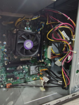 Lenovo ThinkCentre 35971G2 desktop PC, Intel Core i3, 4GB RAM, 500GB HDD