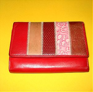 Κόκκινο πορτοφόλι δερμάτινο