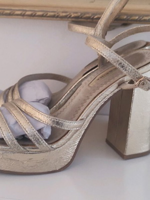 Carina high heel sandals like new, gold, size 38