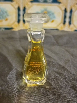 Giorgio miniature like new vintage