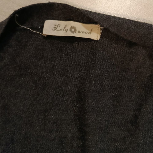Lely Wood black bolero with lace