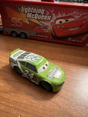 Disney Pixar Cars 3 Brick Yardley Vitoline #24 1:55 Die Cast Vehicle like new