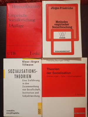 Sociology books in German used, set of 4 volumes