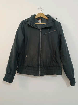 Nike lightweight hooded jacket like new, size S/M
