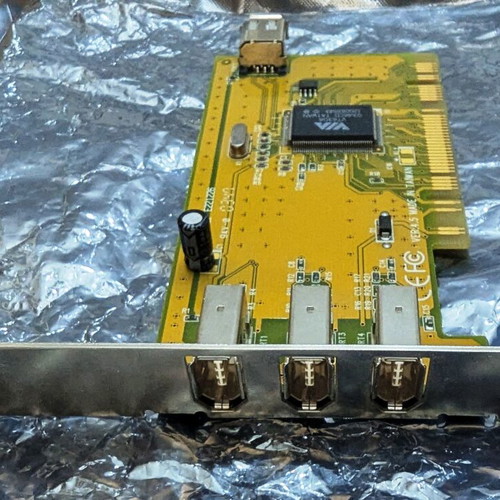 PCI FireWire 400 card with 3+1 ports, VIA VT6306 chipset
