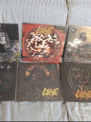 Metal vinyl records like new