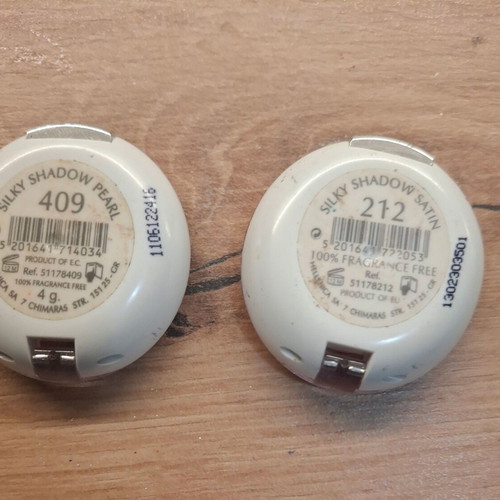 Eyeshadows like new, set of three