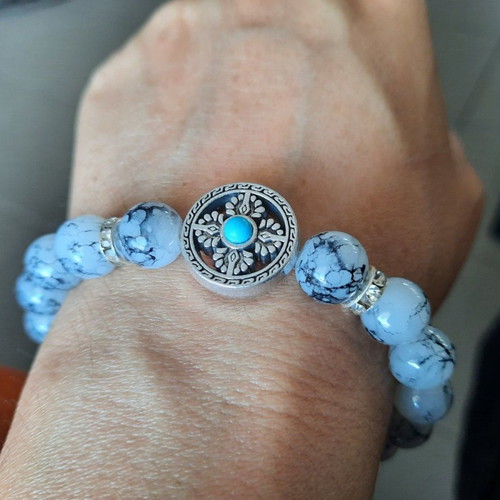 Bracelet with gray haolite semi-precious stones and metal cross new