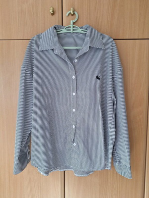 Classic striped Shein shirt XL like new, white and blue