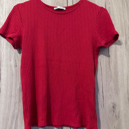 Zara ribbed red T shirt used, size S