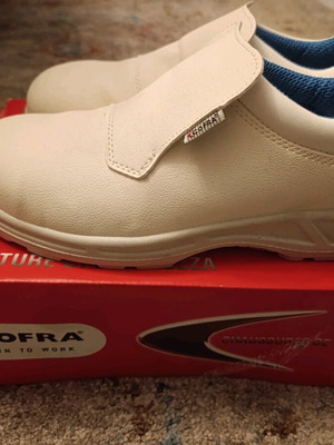 Safety Shoes S2 Cofra No 43 like new