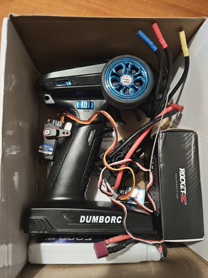 Combo Brushless Motor ESC Servo 20kg Lipo 3S 5.2 60C Dumbo RC remote control system like new