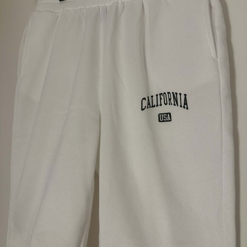 White jogger like new, comfortable and warm sweatpants