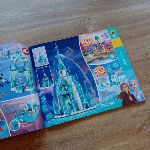 Lego catalog like new, June-May 2022 edition