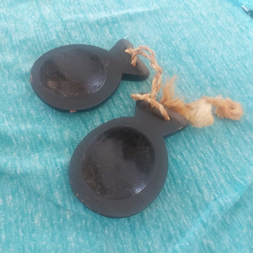 Vintage Spanish castanets with bullfighter figure