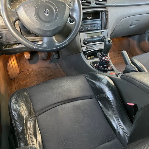 Renault Laguna 2002 1.6 16V 110PS