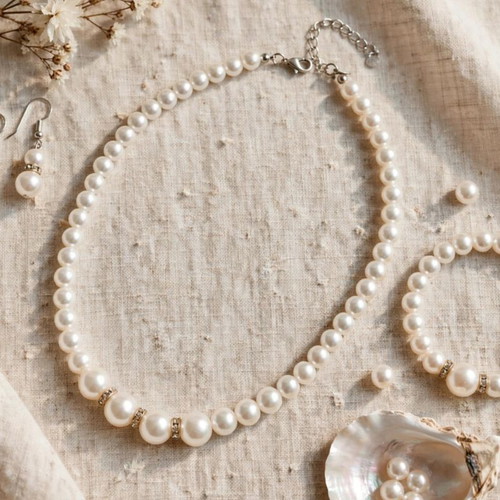 Handmade beaded elegant jewelry set new, beige