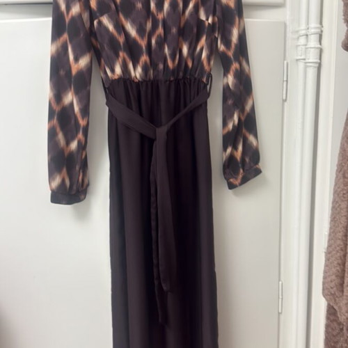 Elegance Athens dress, size M, brown
